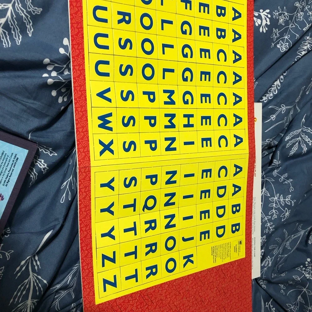 Scrabble Junior First Crossword Game - Milton Bradley 1999‎ Never Used.